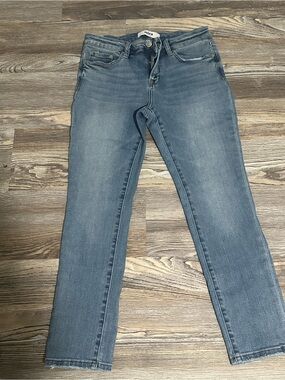 Mica Los Angeles Women’s Straight Leg Jeans in Medium Blue Wash